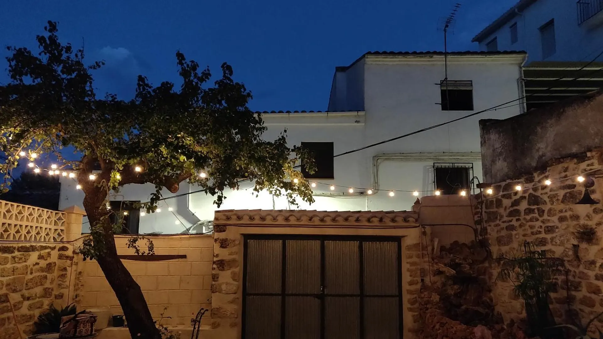 Apartamentos Casa Nino Montefrio