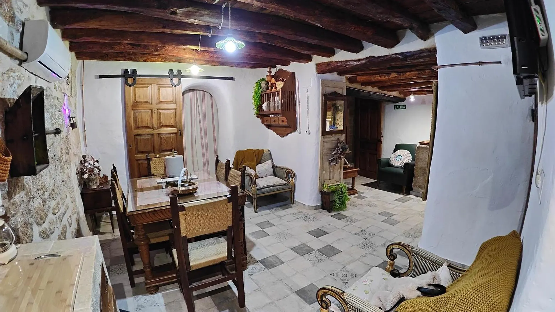 Apartamentos Casa Nino contacts