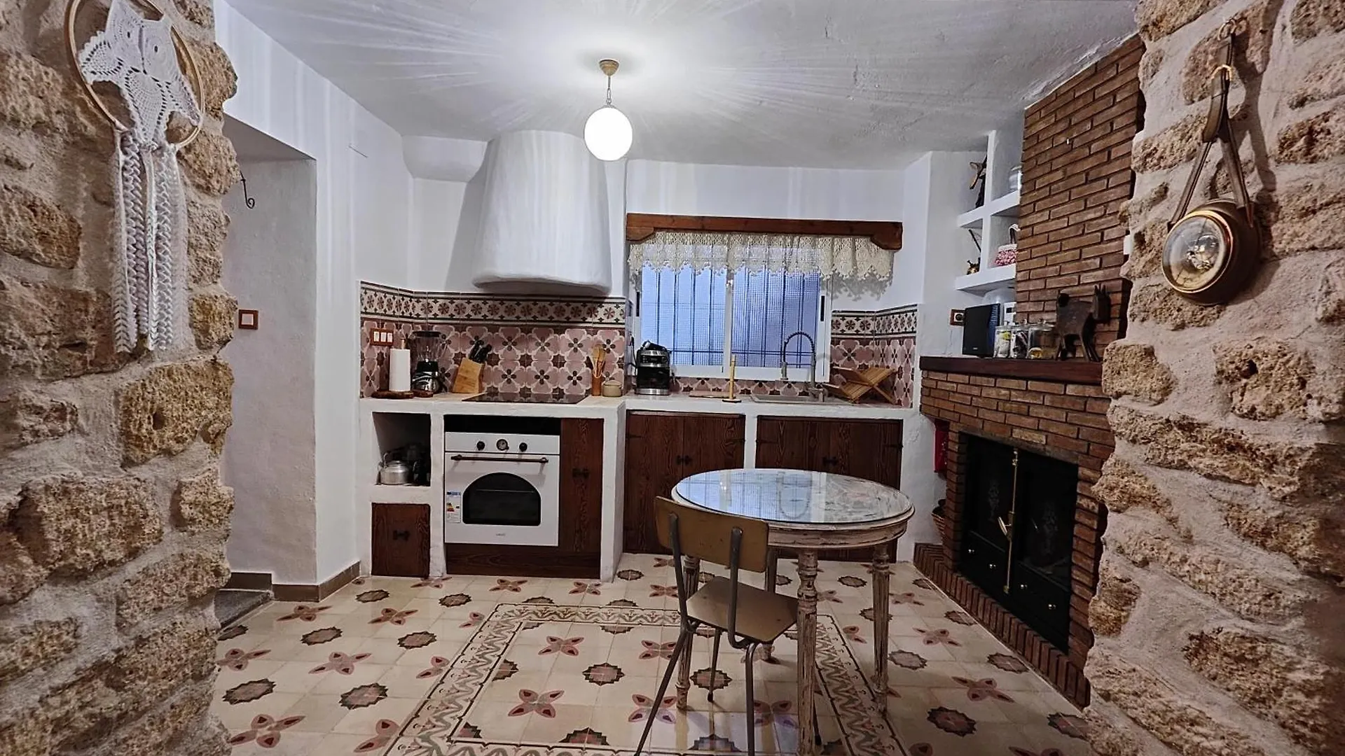Apartamentos Casa Nino Montefrio Spain